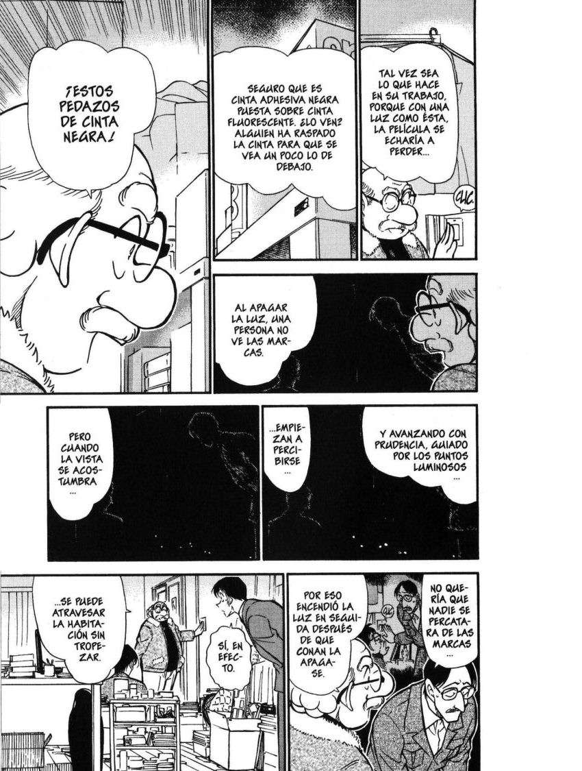 Detective Conan Capitulo 419: El misterio de la luz negra página 10